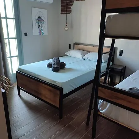 Grecos Art بيت ضيافة