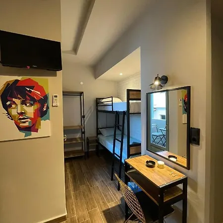 Grecos Art بيت ضيافة