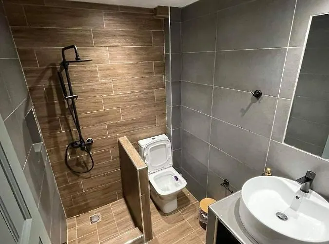 Grecos Art Gæstehus 4*